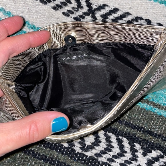 Y2K VIA SPIGA GOLD CLUTCH - Picture 2 of 3